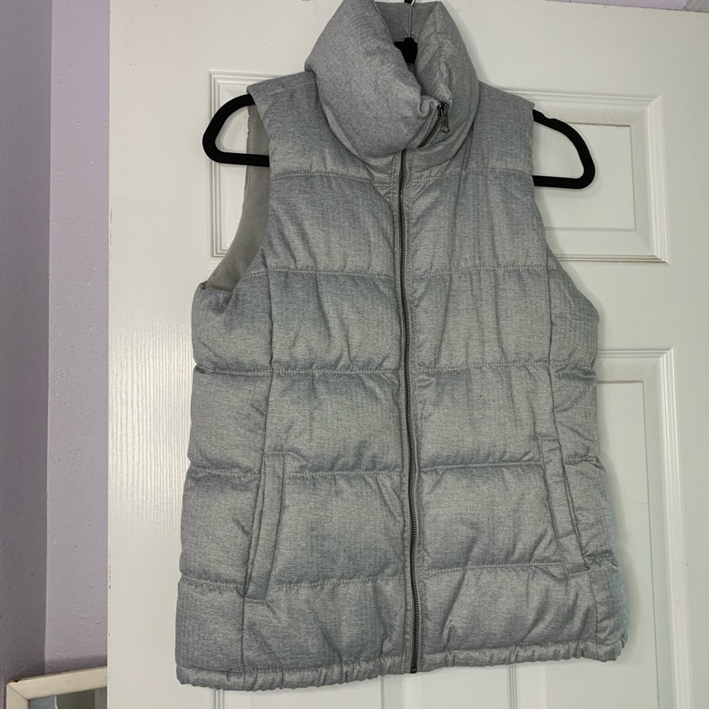Old Navy Puffer Vest